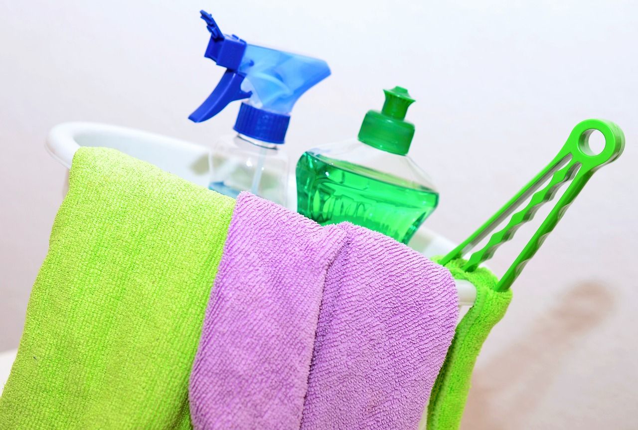 Limpieza Pulido explica la importancia de utilizar productos de limpieza profesionales en la limpieza industrial