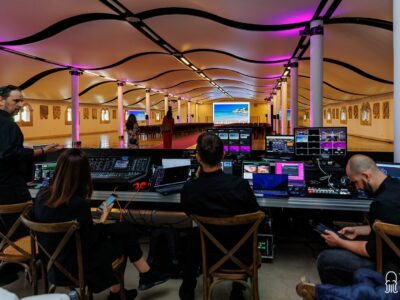 Octo Event Productions: expertos en producción técnica de audiovisuales y escenografía para eventos corporativos