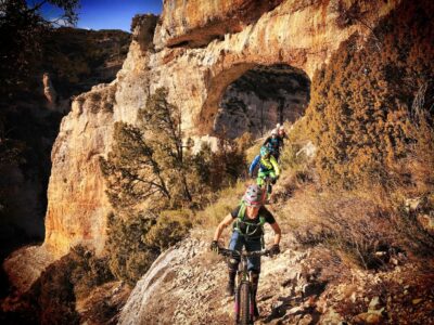 Parque Natural de la Sierra y Cañones de Guara, donde sus infinitos senderos llenos de historia, naturaleza y arte se funden