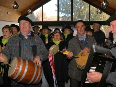 Tamajón se llena de amistad y folklore en su VII Certamen de Villancicos