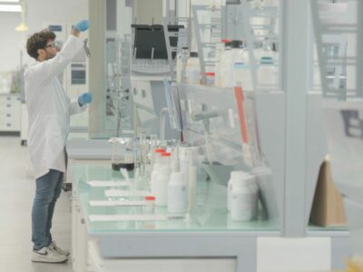 FUCHS impulsa la innovación sostenible con una inversión de 3M€ en sus Laboratorios de I+D, en Castellbisbal