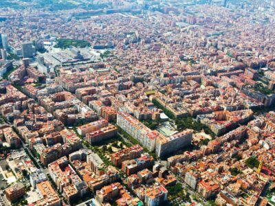 Zonas tensionadas y grandes tenedores: claves a la hora de fijar la renta en los contratos de alquiler en Cataluña