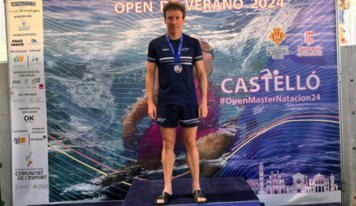 El nadador Isaac López llega al TOP 5 europeo de los 400m libres de natación en la categoría máster 40-44