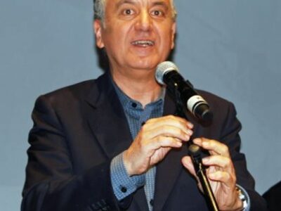 El periodista Roberto Brasero recibe el Premio Ana Baschwitz de Comunicación