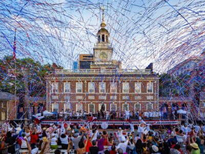 Philadelphia Convention & Visitors Bureau celebra el 4 de julio en Filadelfia, la cuna de los Estados Unidos