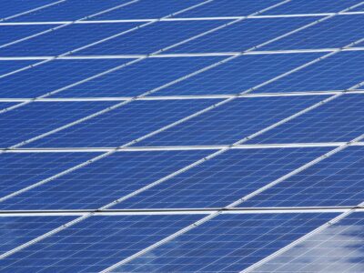 ADEL impulsa las renovables en la Sierra Norte con 200.000 euros en ayudas