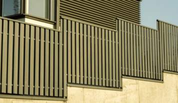 Aluvidal apuesta por la instalación de vallas de aluminio en Zaragoza como solución duradera y estética
