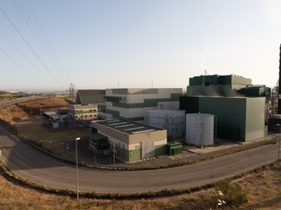 Schneider Electric y Magnon impulsan la eficiencia y la sostenibilidad de la planta de biomasa de Mérida, clave para la transición energética, con la tecnología APC