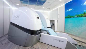 MROpen EVO en el RSNA 2025: nueva función de exploración por resonancia magnética para obtener imágenes pélvicas basadas en síntomas en posición vertical