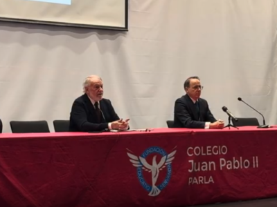 Jaime Mayor Oreja: «Todos servimos para algo» en el Colegio Juan Pablo II de Parla