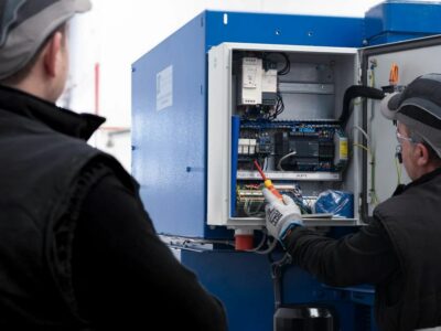 La obligación legal en España de las revisiones periódicas de seguridad de las compactadoras de cartón