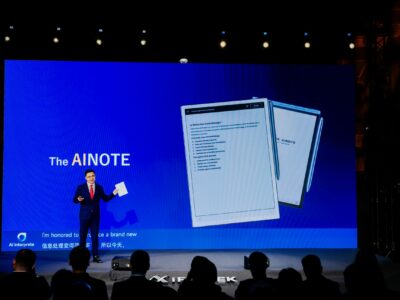 iFLYTEK presenta AINOTE 2, la tablet de tinta electrónica con IA más delgada del mundo, en MWC26