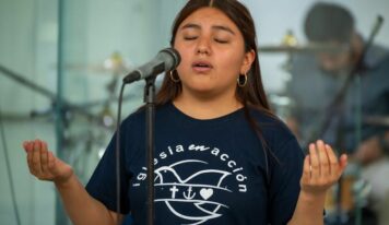 Divinia.art supera los 200 artistas suscritos en su primer mes: la plataforma que está cambiando el lugar del arte sacro y la música religiosa en internet