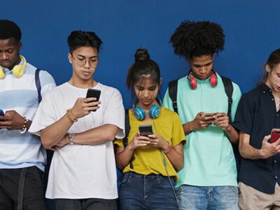 Notificaciones fantasma o el síndrome del móvil que no suena: las principales señales de hiperconexión digital