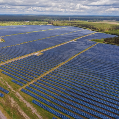 La energía solar mundial bate un nuevo récord con 664 GW instalados y supera los 3 TW de capacidad acumulada