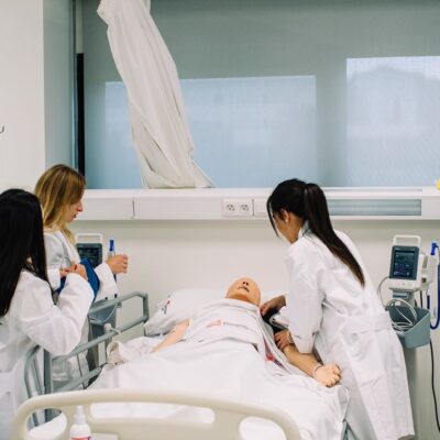 La Universidad Europea, única privada madrileña y segunda de España en el ranking de Shanghái de Medicina